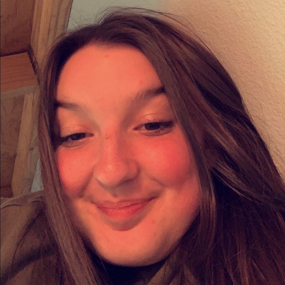 Meet your Posher, Natali